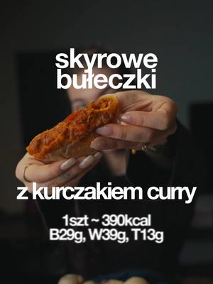 Bułeczki z kurczakiem w sosie curry