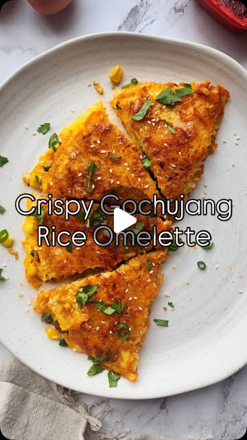 Chrupiący omlet ryżowy z gochujangiem