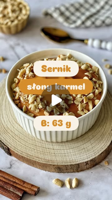 Proteinowy serniczek słony karmel