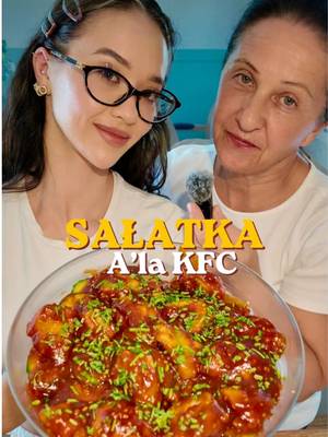 Sałatka a’la KFC z kurczakiem w sosie