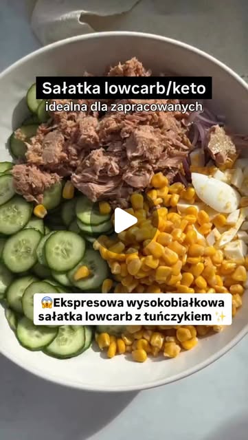 Sycąca sałatka z tuńczykiem w kremowym sosie